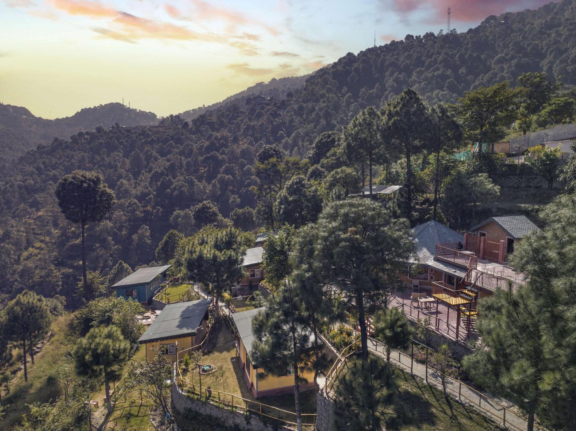 فندق A Kasauli Ggaon By Echor المظهر الخارجي الصورة